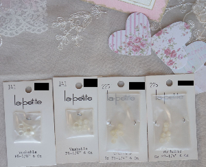 La Petite Doll Buttons 1/8 Inch